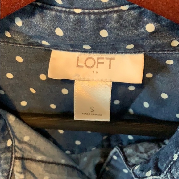 Ann Taylor loft Denim blouse - Picture 2 of 2